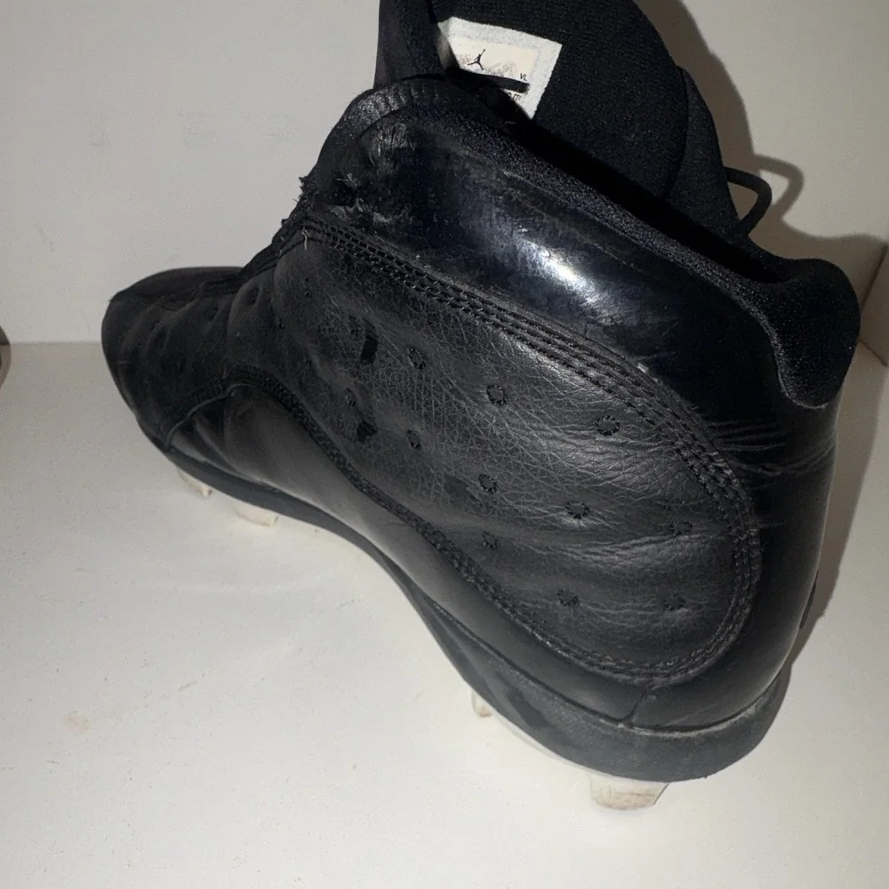 Air Jordan 13 Retro MCS Black Cat Cleats Men's US 11 Medium Sports Gear